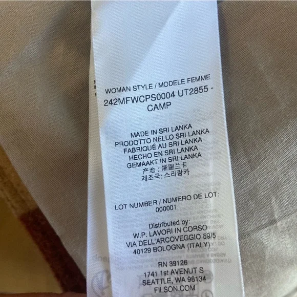 Filson | Women’s Blanket Wool Barn Coat - Picture 10 of 10